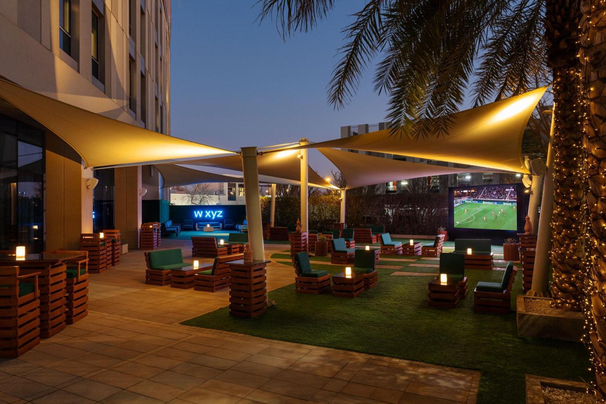 Hotel Aloft Al Ain Esterno foto