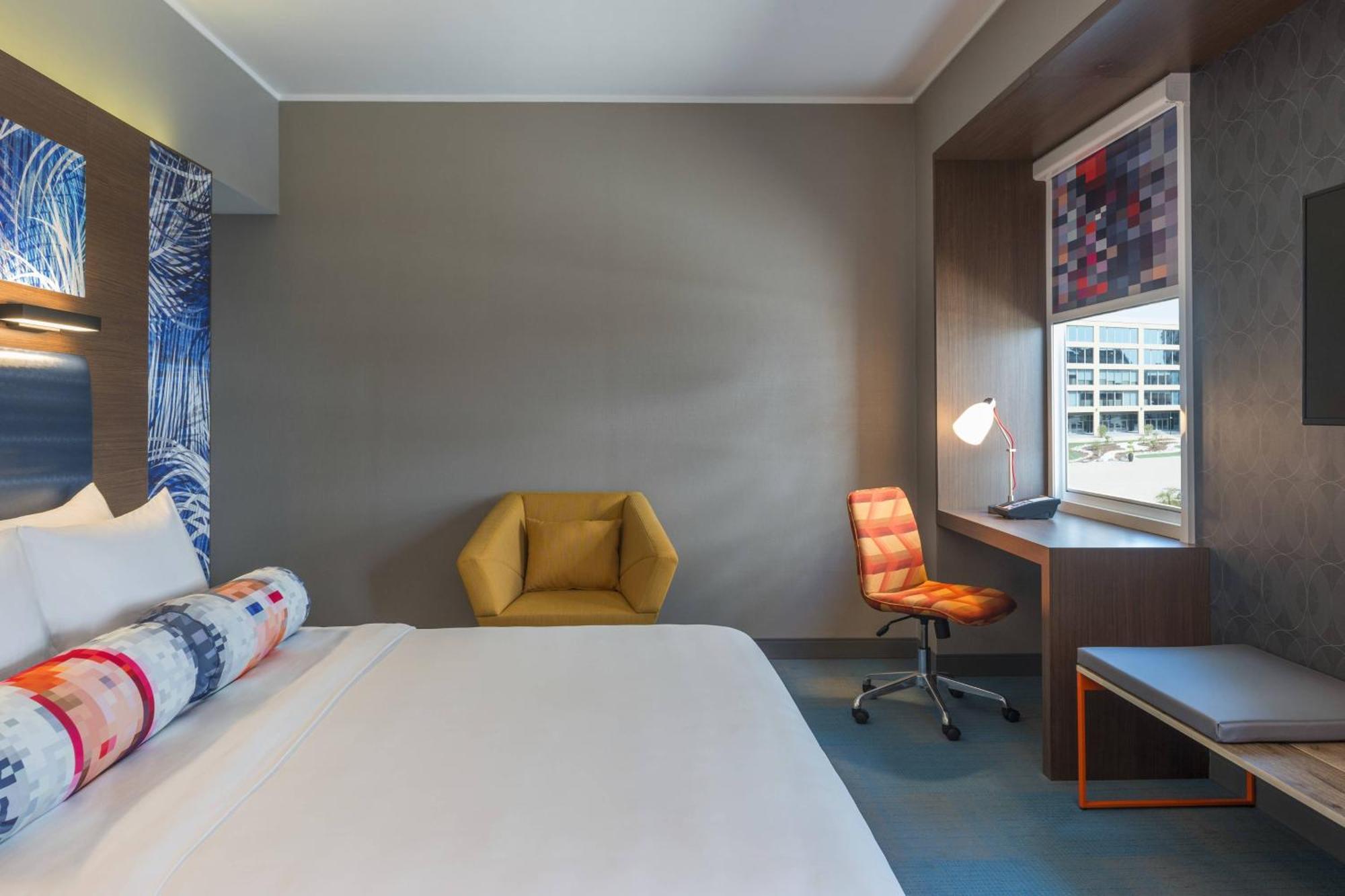 Hotel Aloft Al Ain Esterno foto