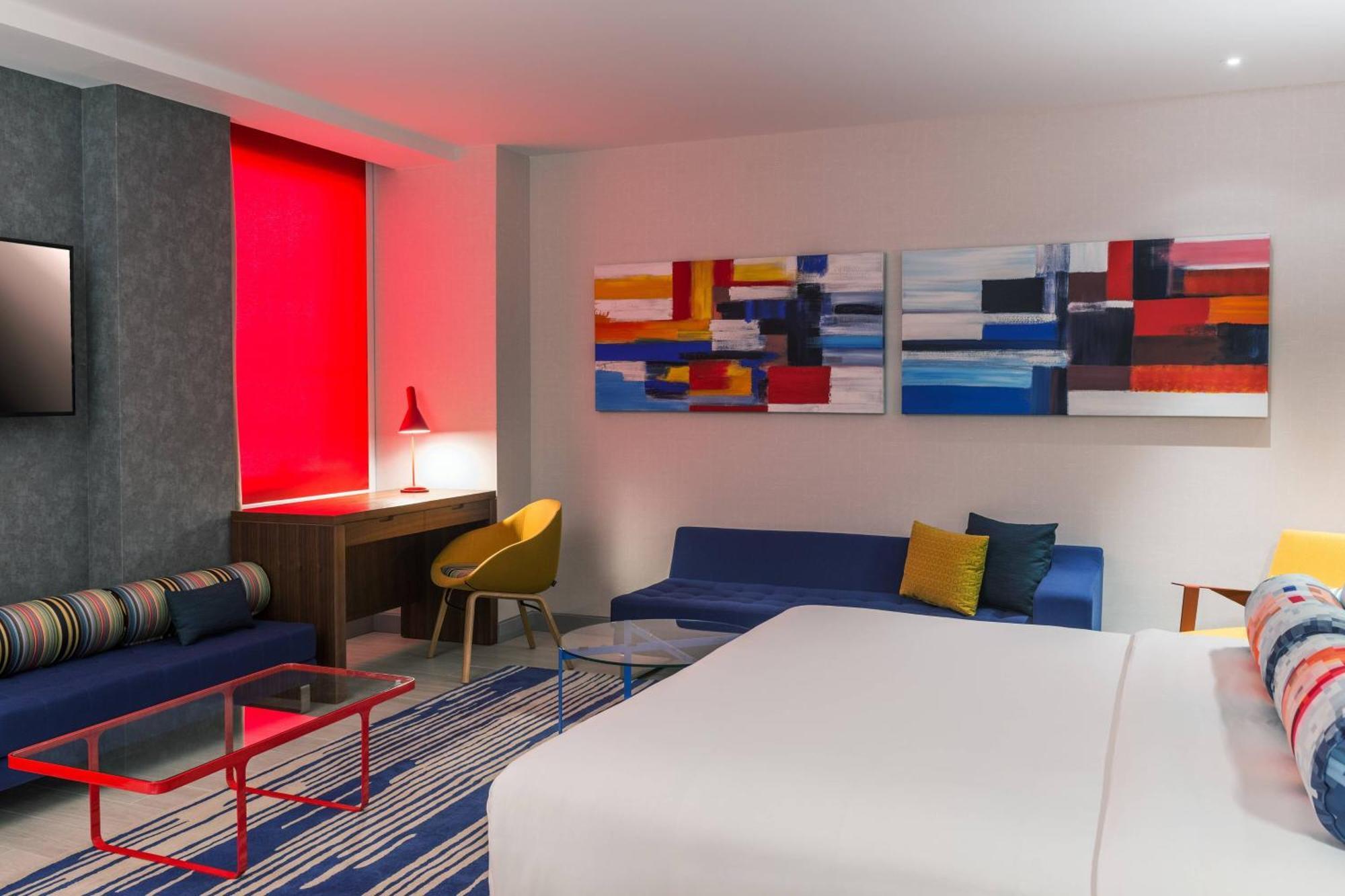Hotel Aloft Al Ain Esterno foto
